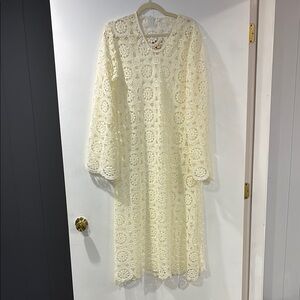 Elegant Cream Lace Dress